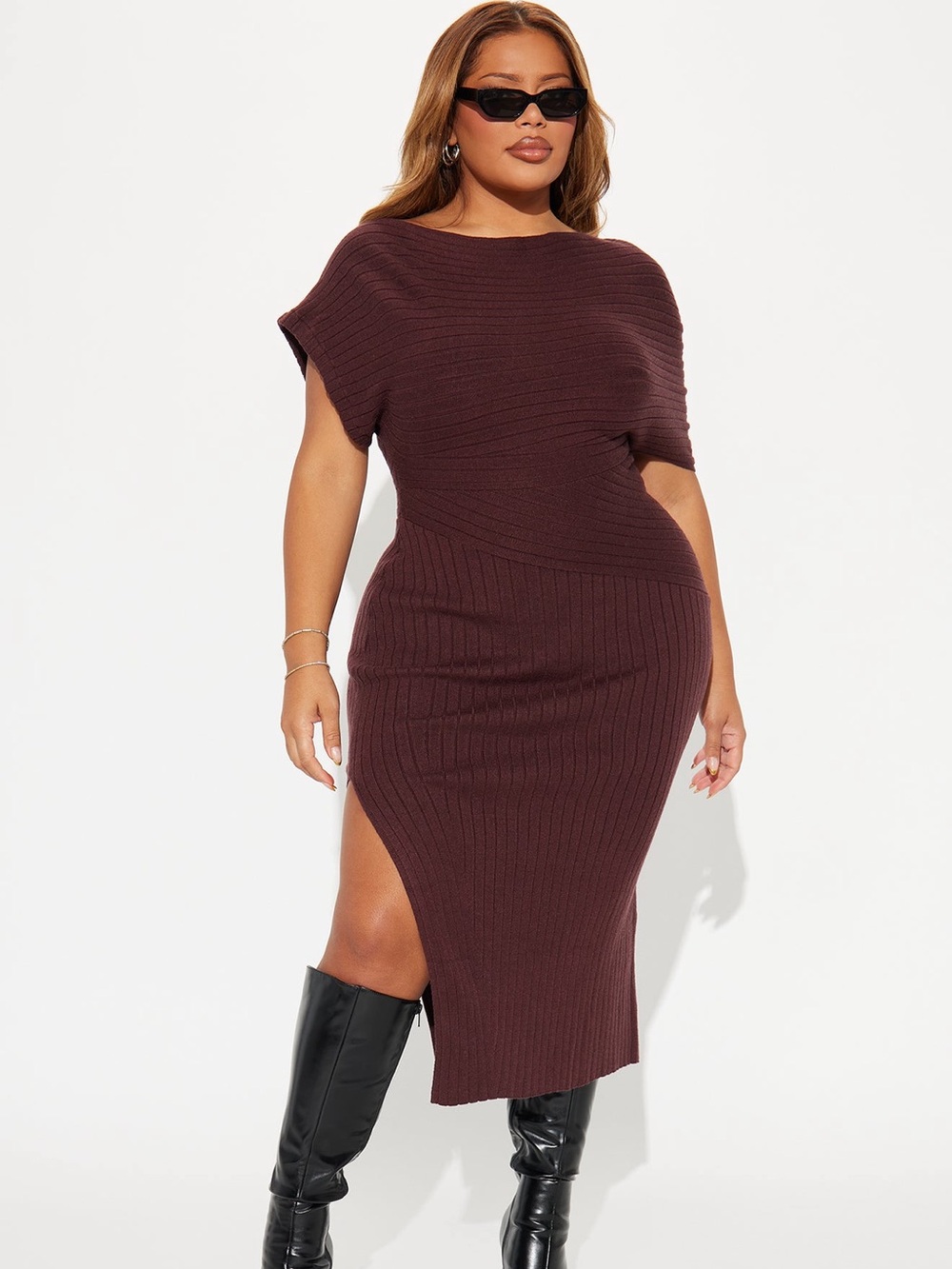 Fashion Nova Ribbed Midi Dress in Burgundy